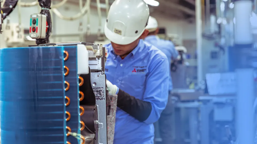 heat pump factory