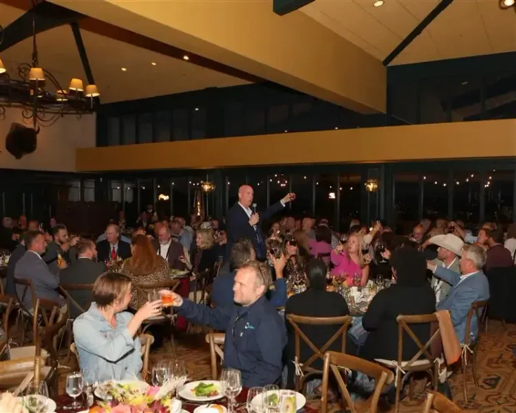 Mitsubishi Electric Trane HVAC US Commends Elite Contractors During Top Dealer Summit